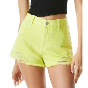 Alice & Olivia ☀️SHORTS SALE ☀️ High Rise Vintage Short in Neon Lime –– NWT